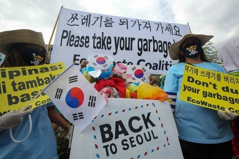 1st batch of trash sent back from Philippines arrives in South Korea