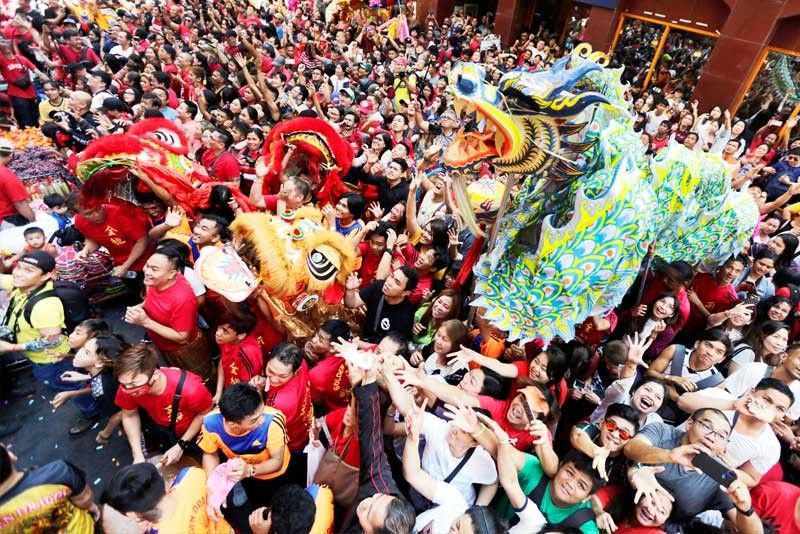 Colorful celebrations mark Pig New Year