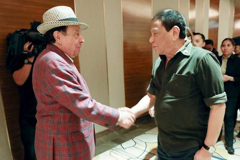 Duterte, Cabinet members, partners enjoy Sergio Mendes concert