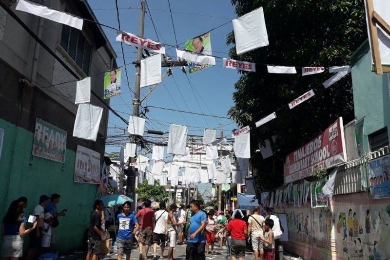 DILG to LGUs: Remove campaign ads on government properties