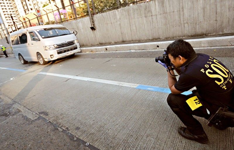 Trader, driver killed in EDSA ambush