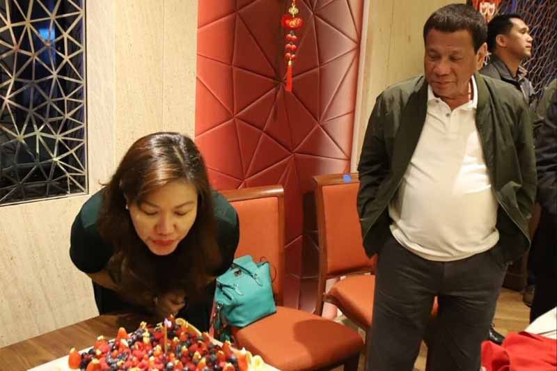 Duterte makes unannounced Hong Kong trip to celebrate Honeyletâ��s birthday