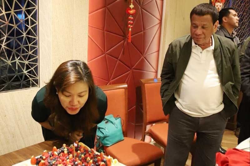Spokesman Panelo claims â��no medical checkup in Hong Kong for Duterteâ��