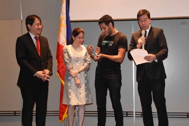 DOT recognizes vlogger âNas Dailyâ for promoting Philippines