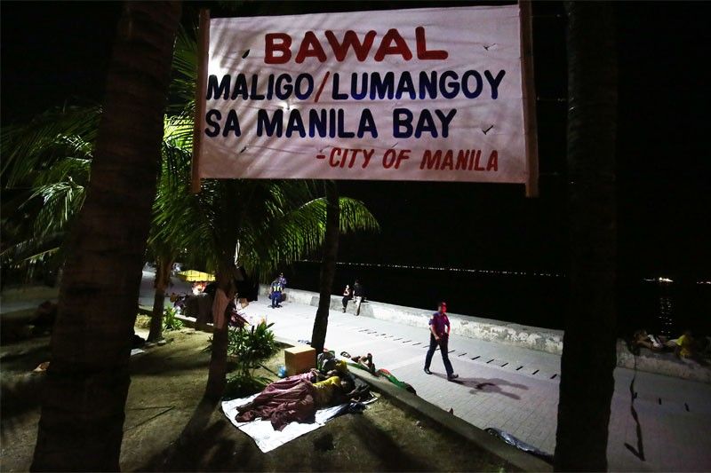 WATCH: Swimming still not allowed in Manila Bay, tourism chief says