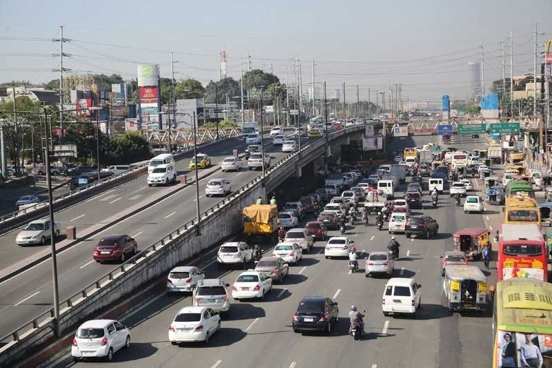 Closure of Tandang Sora flyover, intersection rescheduled to March 2