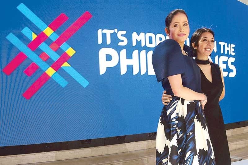Netizens join new âItâs More Fun in the Philippinesâ campaign