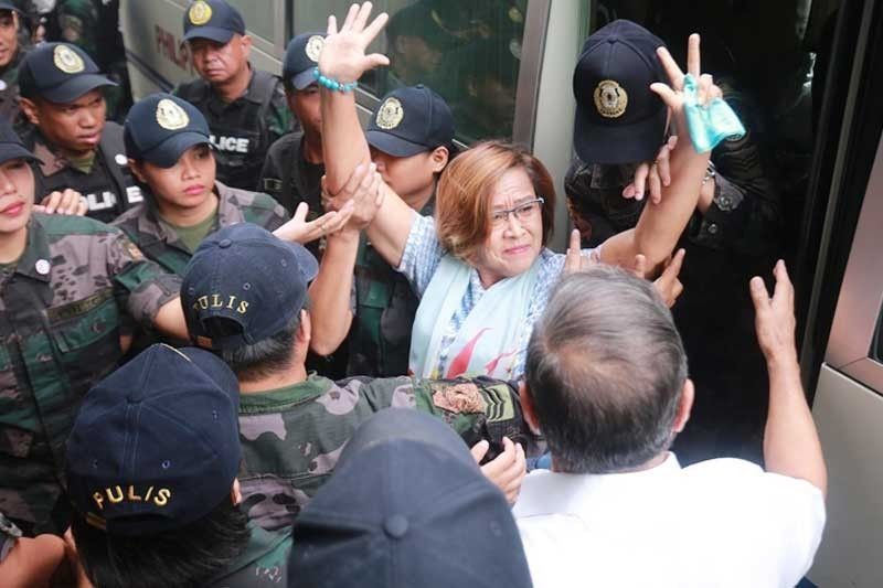 Canadian parliament member nanawagang pakawalan na si De Lima