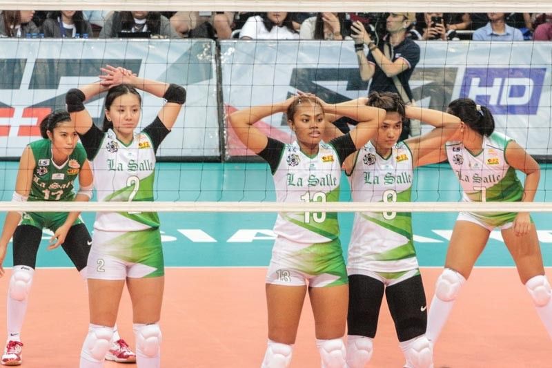 DLSU overcomes gallant stand by NU, notches 3rd straight win