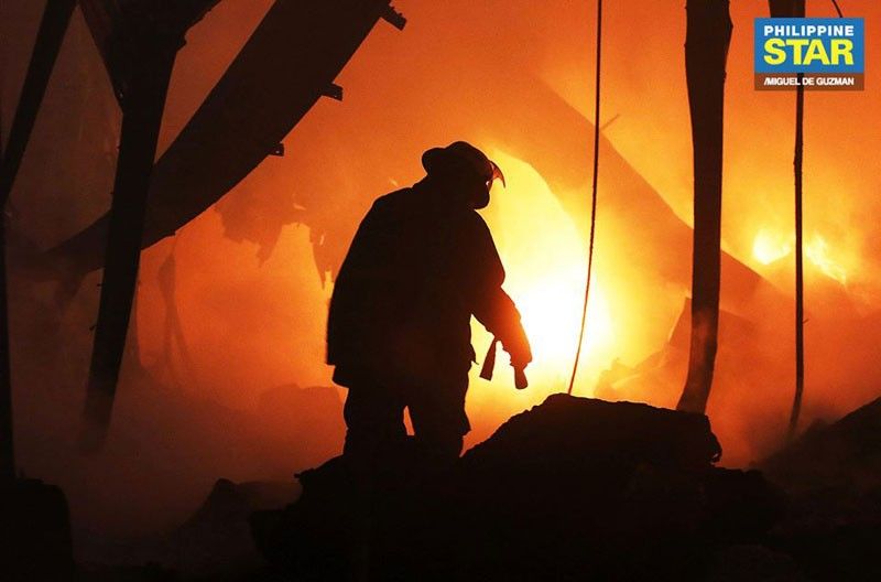 1 dead, 14 houses destroyed in Iloilo fire
