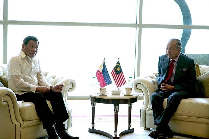 Malaysiaâ��s Mahathir tells Philippines: â��Be very carefulâ�� with Chinese loans