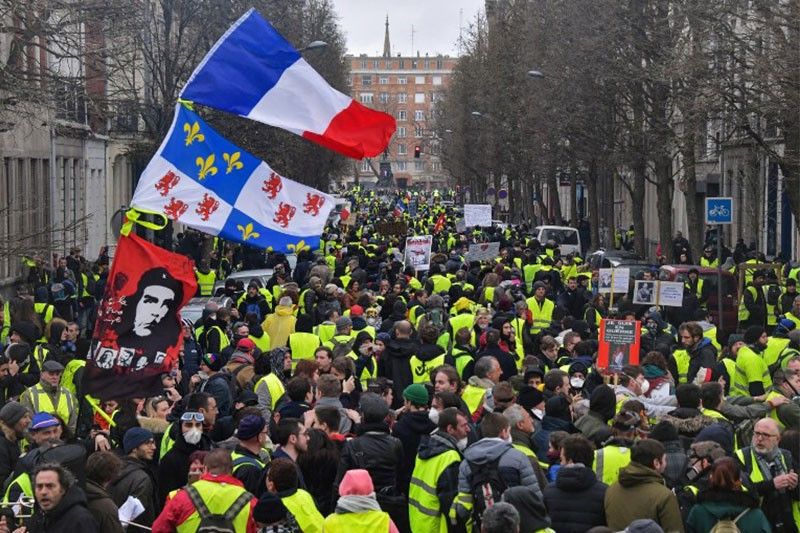 UN urges French probe into use of force against 'yellow vests'