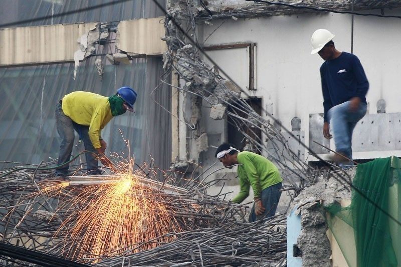 Manggagawa masipag, Tulfo 'nang-iintriga' lang â�� labor leader