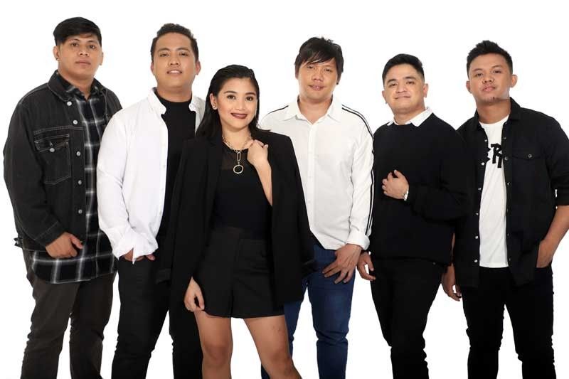 Kahit Ayaw Mo Na: The old/new Filipino love song
