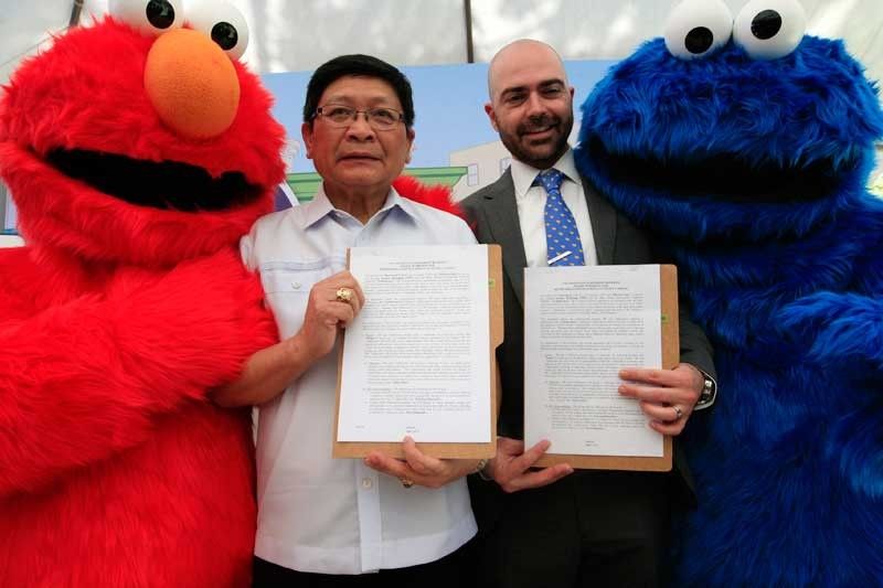 MMDA, Sesame Street teaching kids road rules