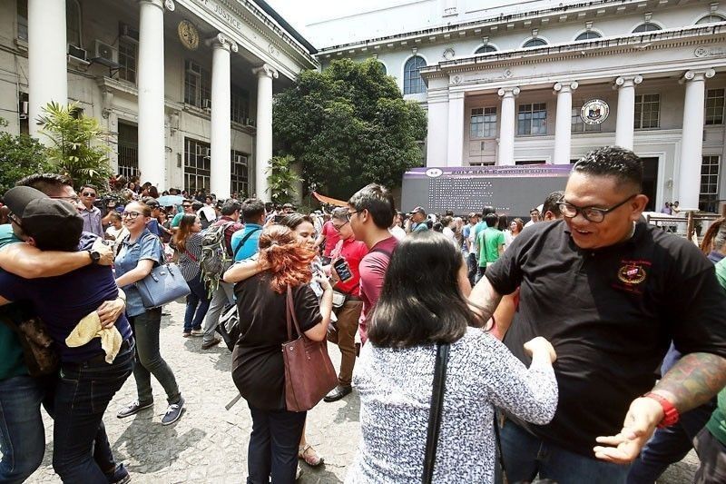 SC allows non-PhiLSAT passers to enter law school, pending next admissions test