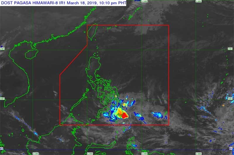 Tropical Depression Chedeng to make landfall, bring rain