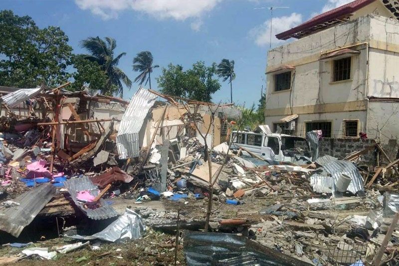 2 dead in Batangas bomb blast | Philstar.com