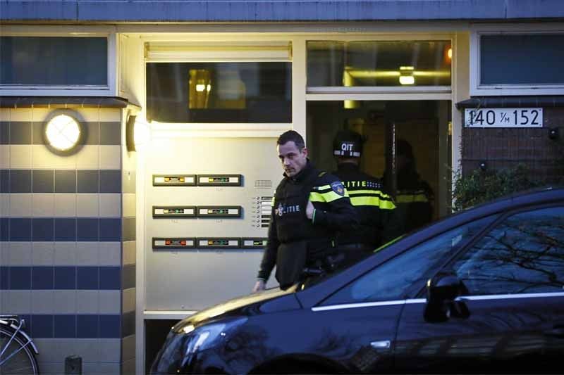 WATCH: Dutch police manhunt ongoing for Utrecht tram shooter