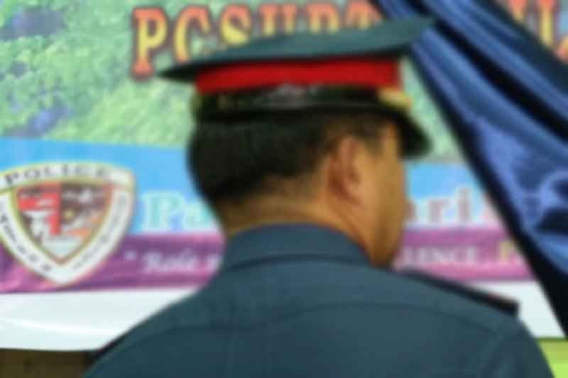 Quezon provincial director sinibak