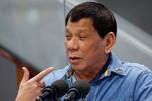Mayor na nasa drug list ni Duterte, nakalabas ng bansa