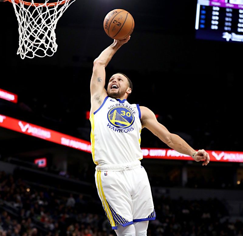 Warriors bomb Twolves, regain conference lead