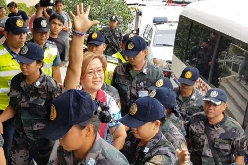 De Lima kay Sara: 'Wag ipagtanggol ang sinungaling, korap