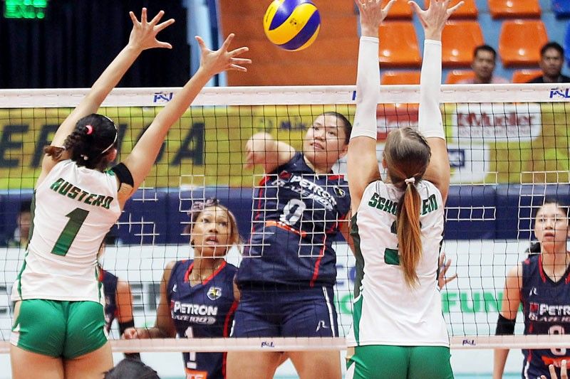 PLDT going the distance; Petron 13-0