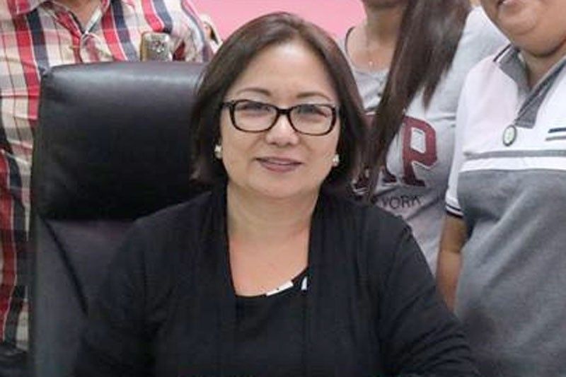 Batangas mayor sinampahan  ng graft sa Ombudsman