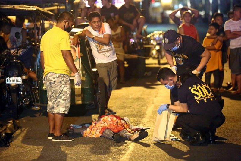 Woman slain, son hurt in Tondo ambush