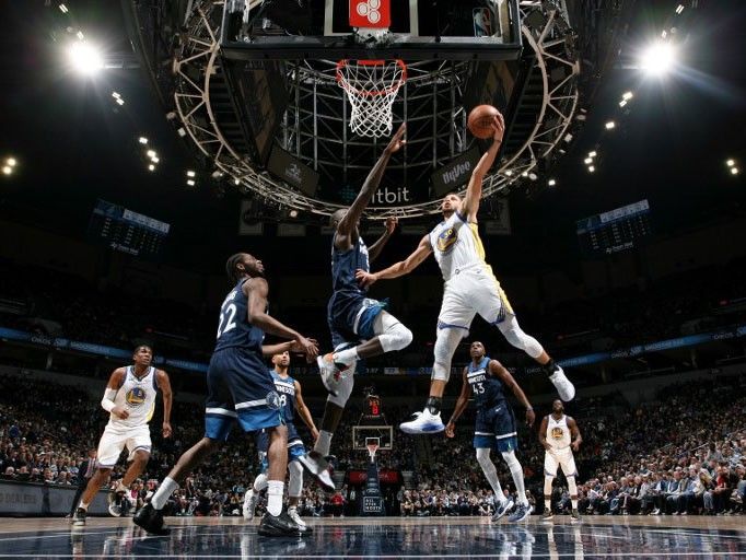 Timberwolves edge Warriors in controversial overtime finish