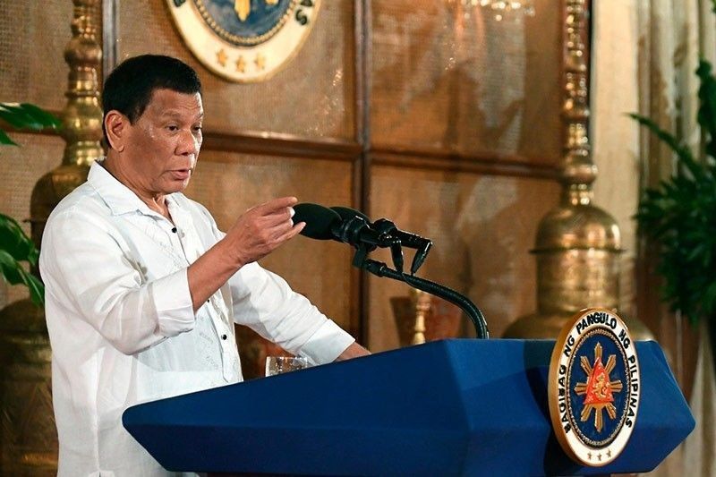 Duterte nagbabalang isuspinde ang 'writ of habeas corpus'