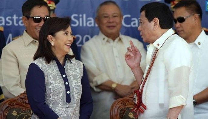 Revolutionary war? Duterte told not to threaten Filipinos
