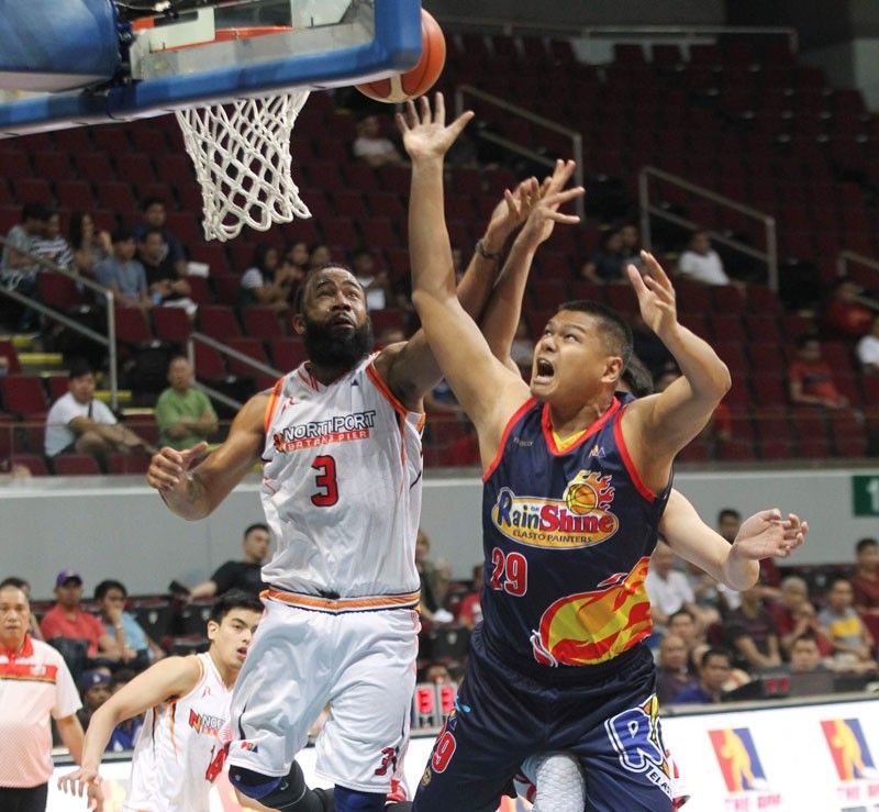 E-Painters, Fuel Masters sail swiftly to semis
