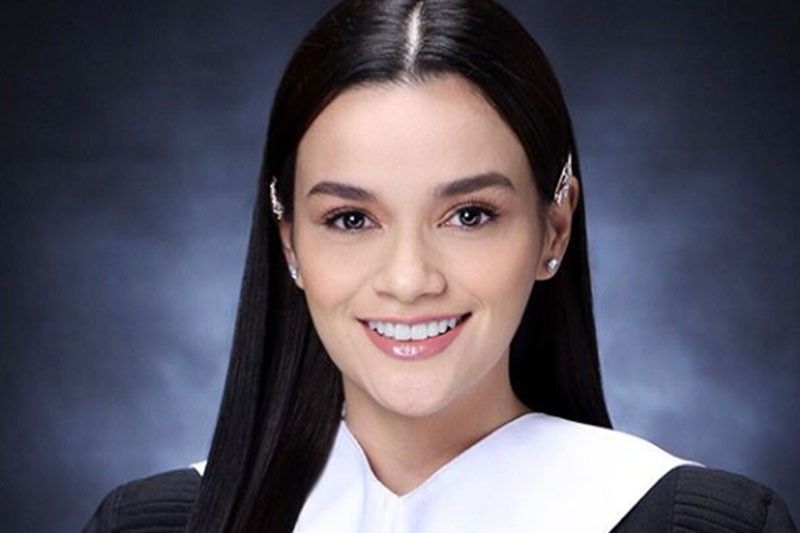 Yasmien nakatapos na WS