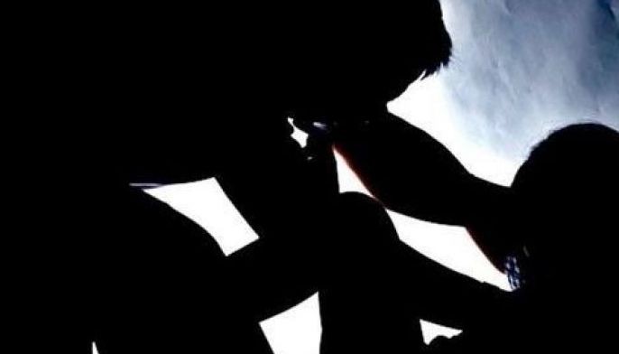 2 studes na-gang rape na, hinoldap pa