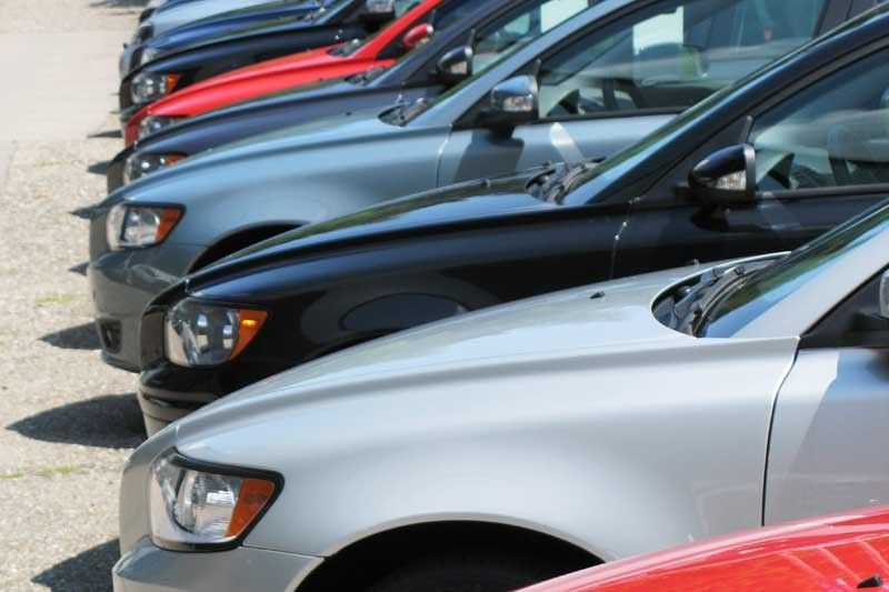 Vehicle sales rise 14% in March