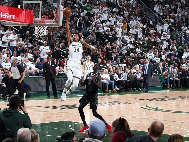Bucks, Trail Blazers deliver messages in playoff openers