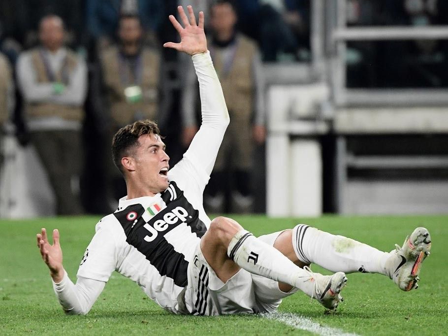 Ajax stun Ronaldo's Juventus to reach Champions League semis