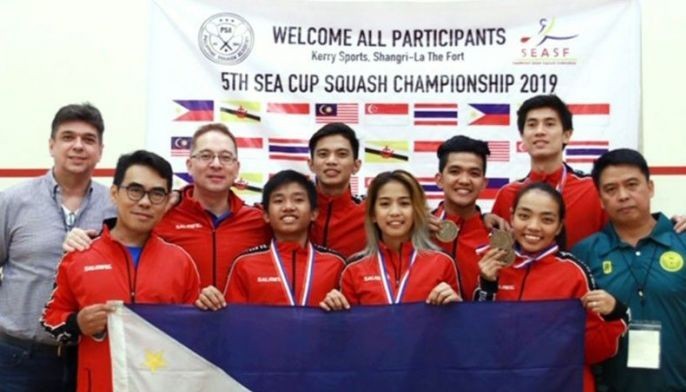 Philippine squashers strike gold