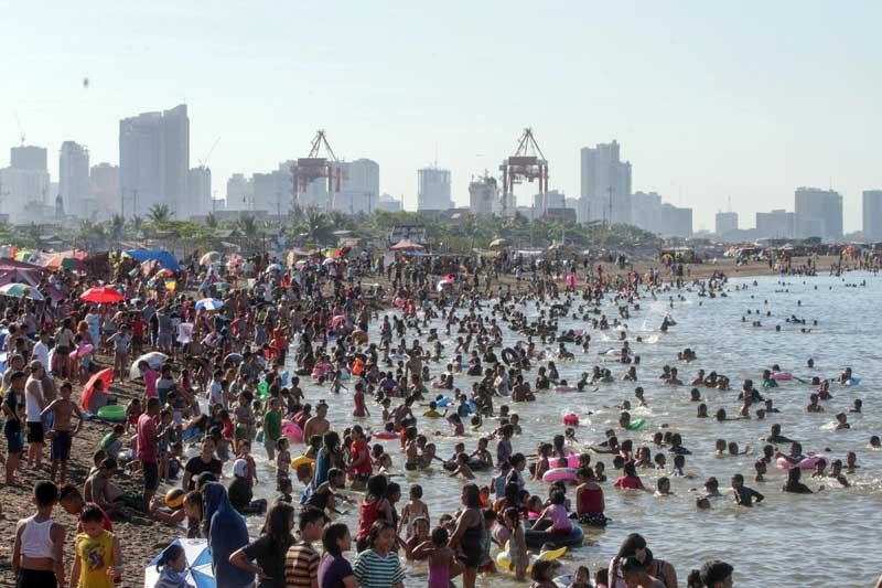 Hottest day in Metro Manila on Easter