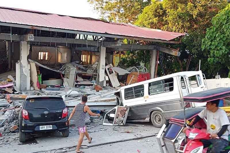 At least three dead due to quake, Pampanga governor says