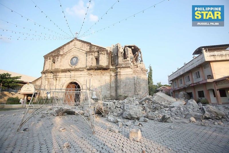 Use calamity fund for quake-damaged churches, Palace urged