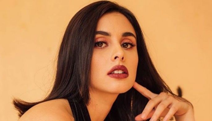 Filipina actress Max Collins joins Hollywood show 'Almost Paradise'