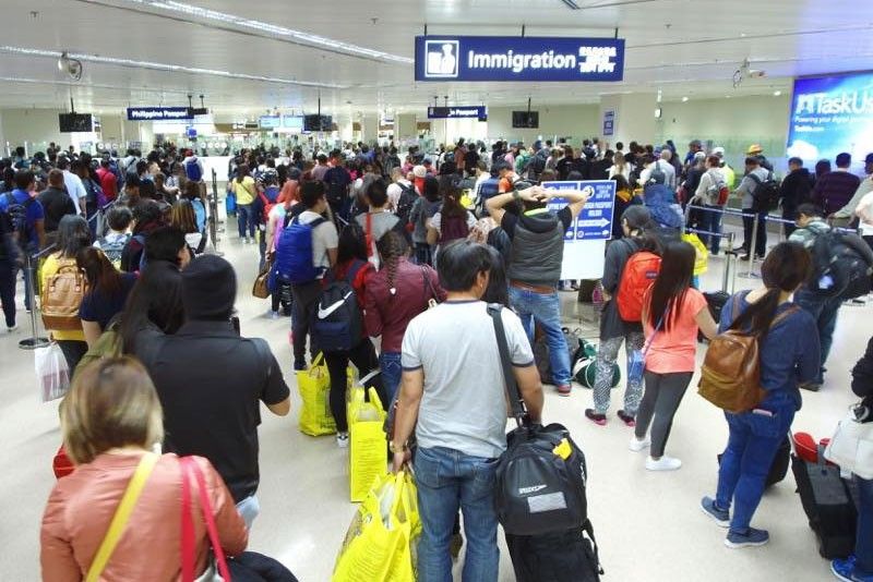 Immigration personnel deployed in âfull forceâ during Christmas season