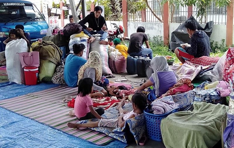 Displaced Midsayap residents seek end to clan clashes