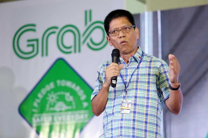 LTFRB suspends Grabâ��s P50 cancellation fee