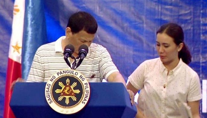 Don&rsquo;t bug  me: Duterte  brushes off  &lsquo;Liberal&rsquo; pest