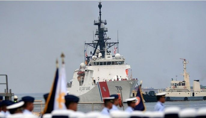 US coast guard cutter in Manila for first visit in 7 years