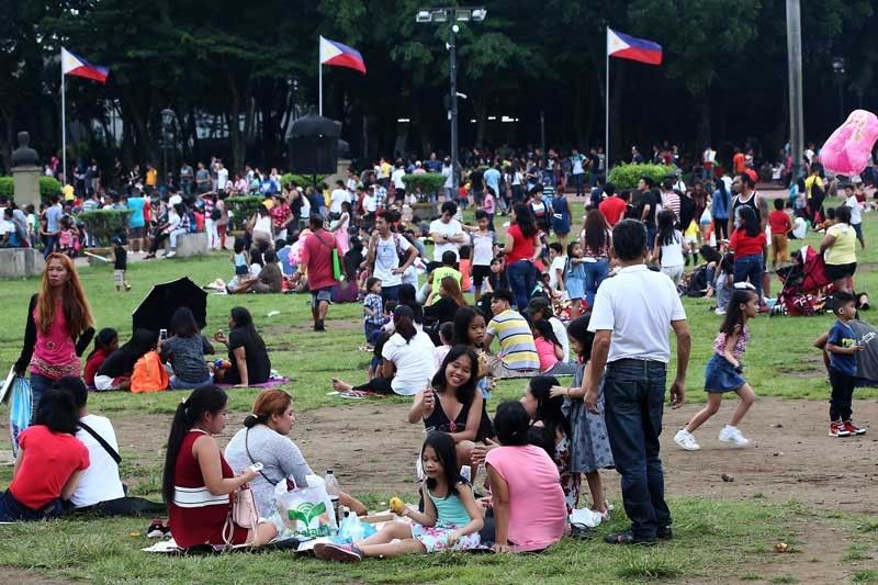 4 in 10 Pinoys say quality of life improved â�� SWS